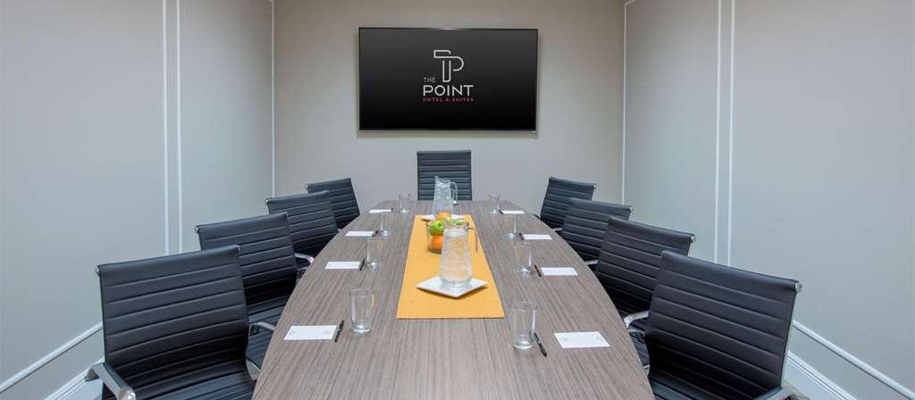 The Point Hotel & Suites Universal Orlando Facilidades foto